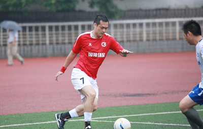 “首屆國(guó)禎環(huán)保足球邀請(qǐng)賽”圓滿落幕 國(guó)禎環(huán)保足球隊(duì)勇奪亞軍